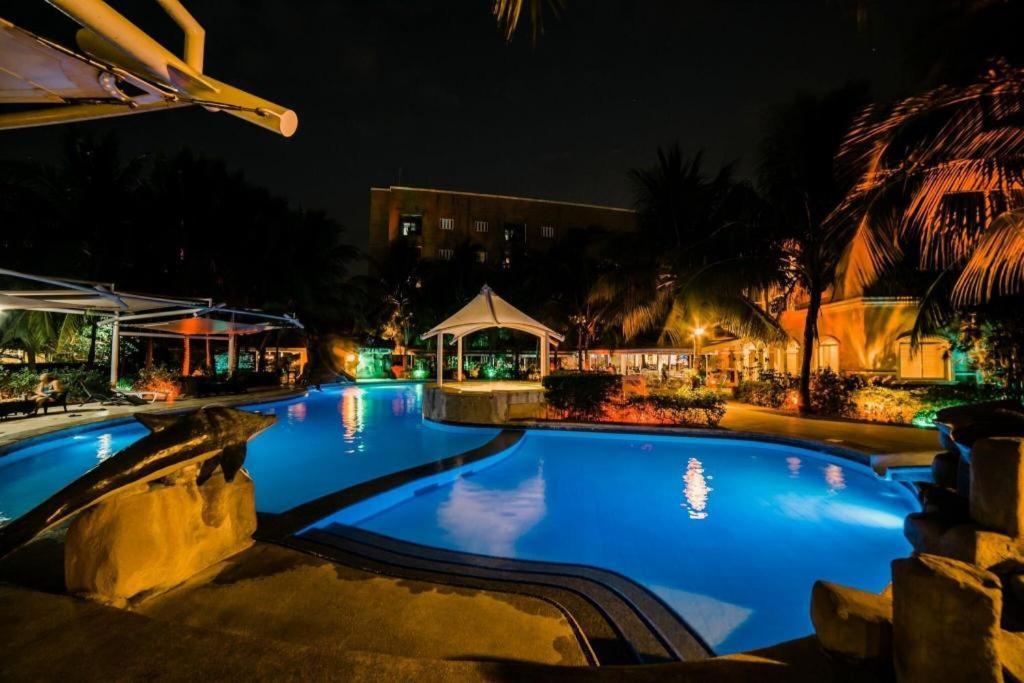 Moonbay Marina The Villas Olongapo Ngoại thất bức ảnh
