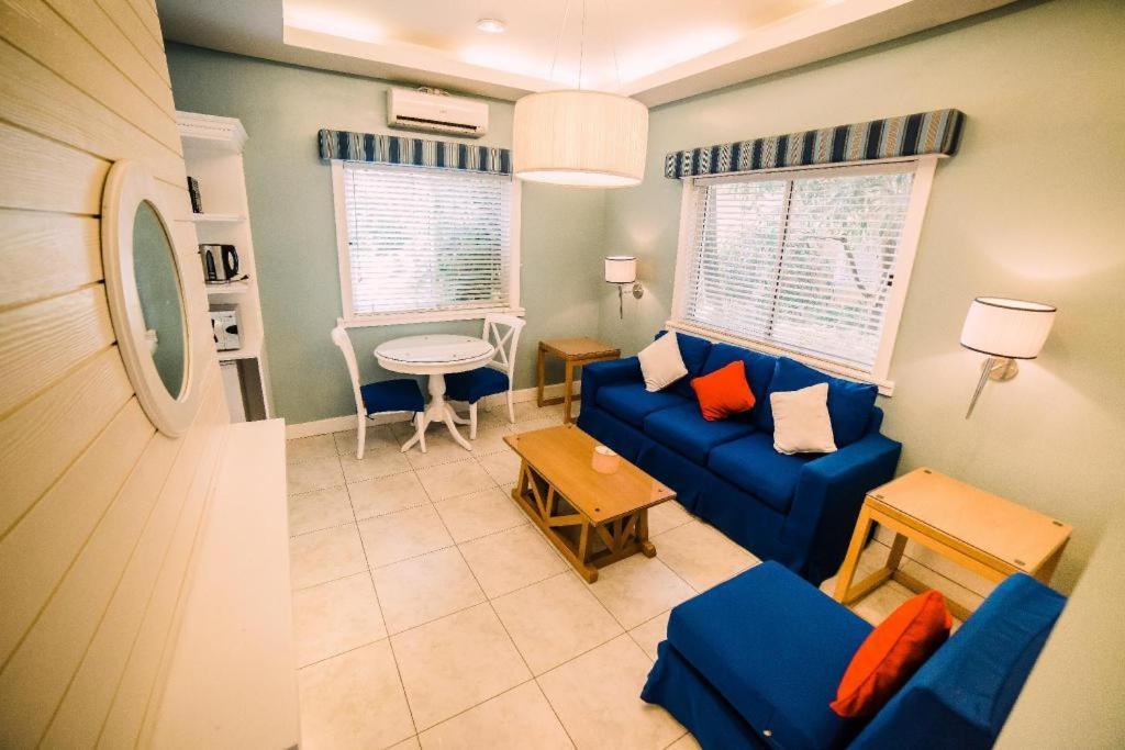 Moonbay Marina The Villas Olongapo Ngoại thất bức ảnh